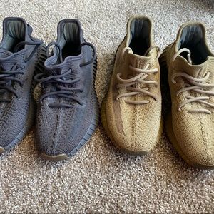 (2) Yeezy Boost 8/10 condition.